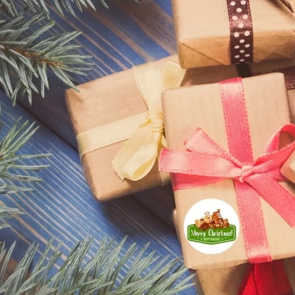 20 10x13 Poly Mailers & 500 Stickers - Picture 5 of 9